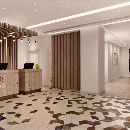 Отель Doubletree By Hilton Coventry Building Society Arena Экстерьер фото