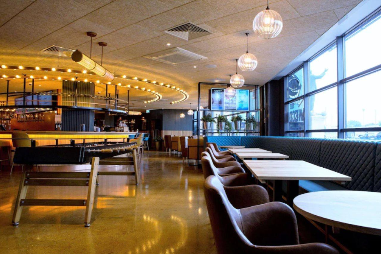 Отель Doubletree By Hilton Coventry Building Society Arena Экстерьер фото