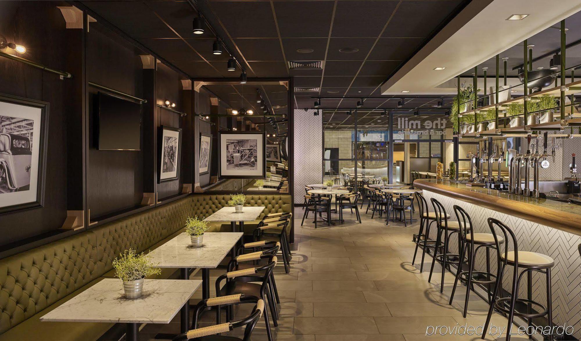 Отель Doubletree By Hilton Coventry Building Society Arena Экстерьер фото